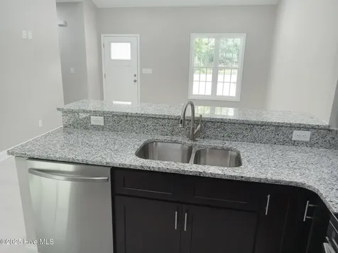 111 E Oliver Street Whiteville NC 28472