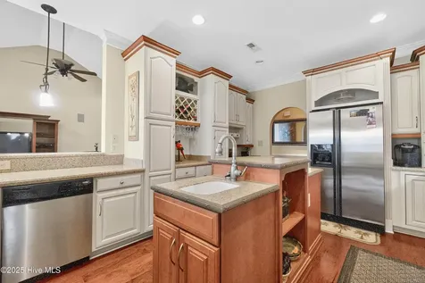 1019 Ridgewood Drive North Myrtle Beach SC 29582