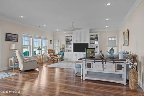 429 Live Oak Road Newport NC 28570