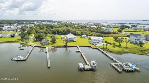 429 Live Oak Road Newport NC 28570