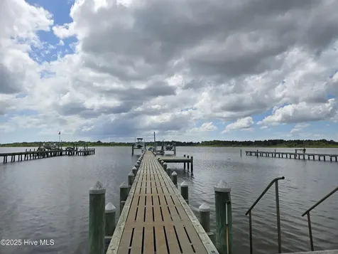 429 Live Oak Road Newport NC 28570