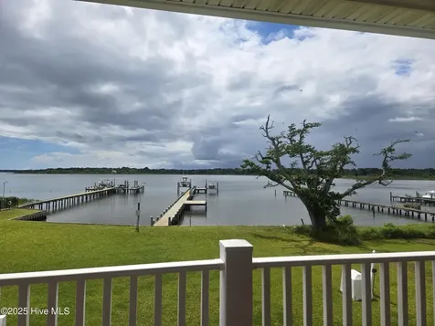 429 Live Oak Road Newport NC 28570