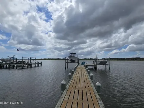 429 Live Oak Road Newport NC 28570