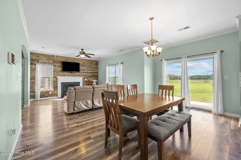 113 Woodwater Drive Richlands NC 28574