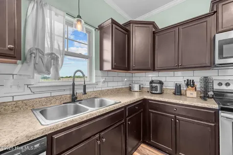 113 Woodwater Drive Richlands NC 28574