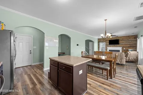 113 Woodwater Drive Richlands NC 28574