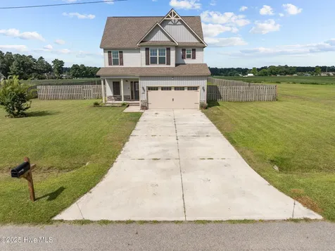 113 Woodwater Drive Richlands NC 28574