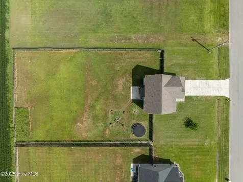 113 Woodwater Drive Richlands NC 28574