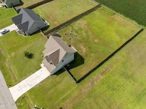 113 Woodwater Drive Richlands NC 28574