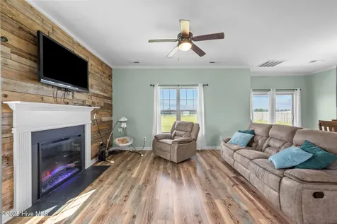113 Woodwater Drive Richlands NC 28574