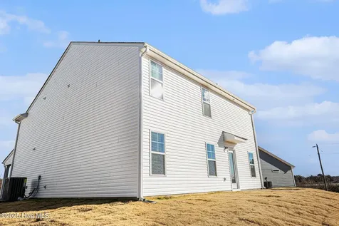 40 E Emily Gardens Drive Selma NC 27576