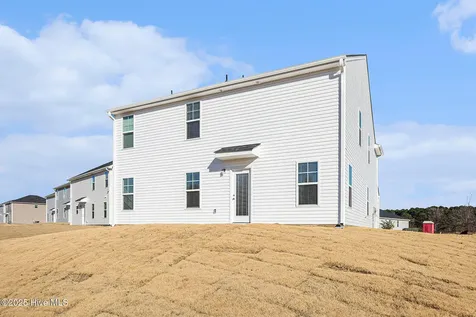 40 E Emily Gardens Drive Selma NC 27576