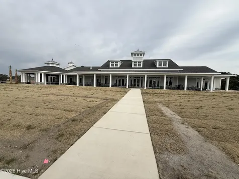 2072 Royal Pines Drive New Bern NC 28560