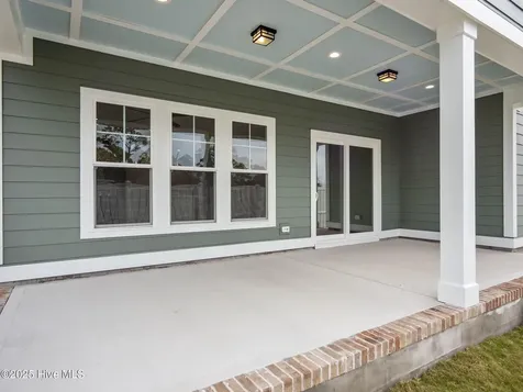 128 Pine View Boulevard Beaufort NC 28516