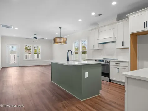 126 Pine View Boulevard Beaufort NC 28516