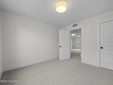 126 Pine View Boulevard Beaufort NC 28516