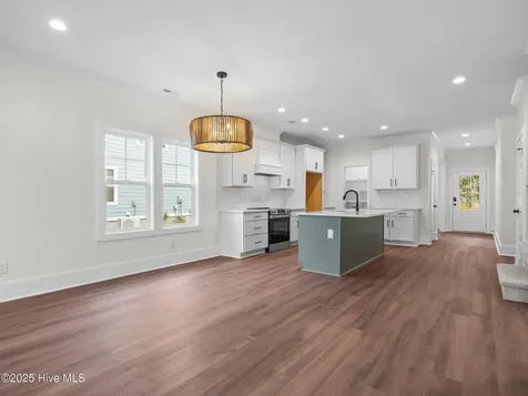 126 Pine View Boulevard Beaufort NC 28516