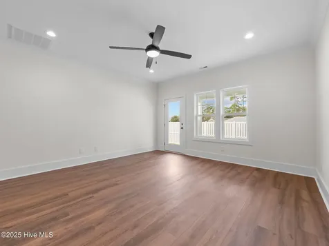 126 Pine View Boulevard Beaufort NC 28516