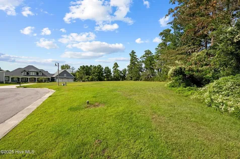 241 Highwood Lane New Bern NC 28562