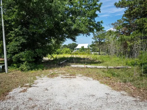 302 Friendship Court Emerald Isle NC 28594