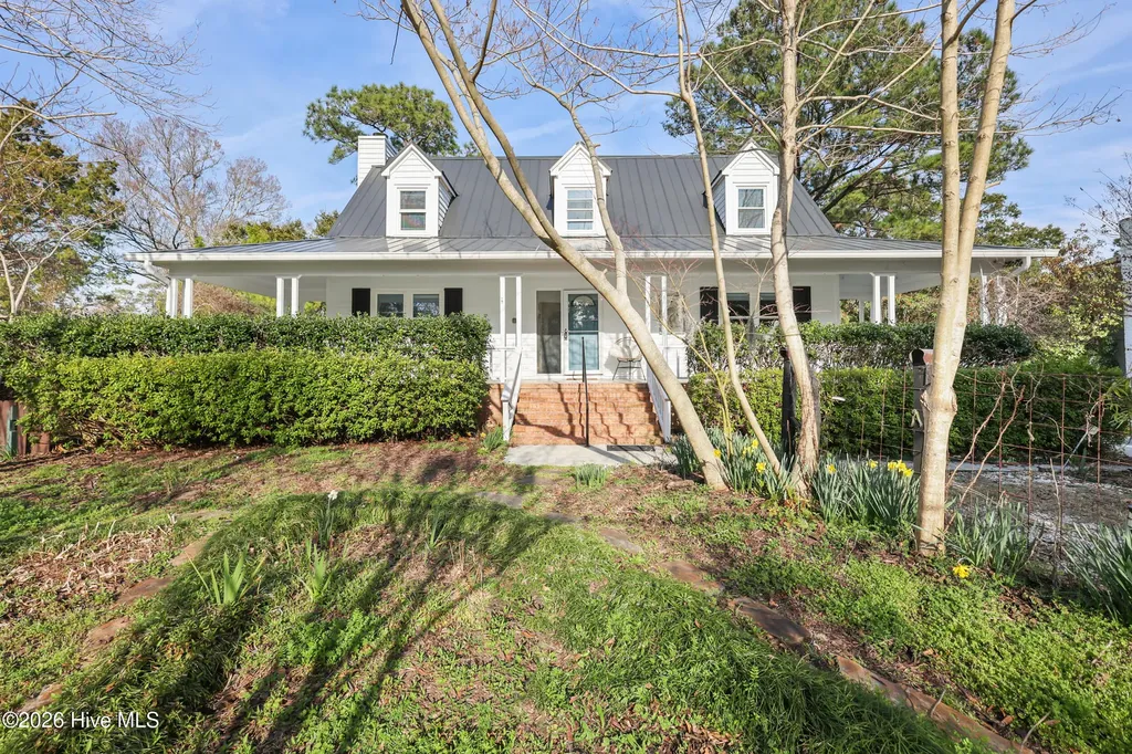 318 Buccaneer Road Wilmington NC 28409