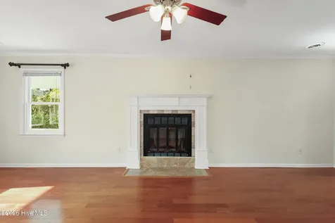 318 Buccaneer Road Wilmington NC 28409
