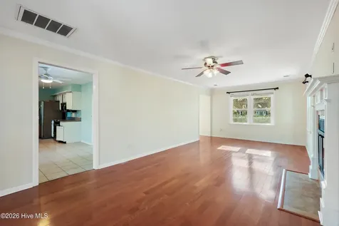 318 Buccaneer Road Wilmington NC 28409