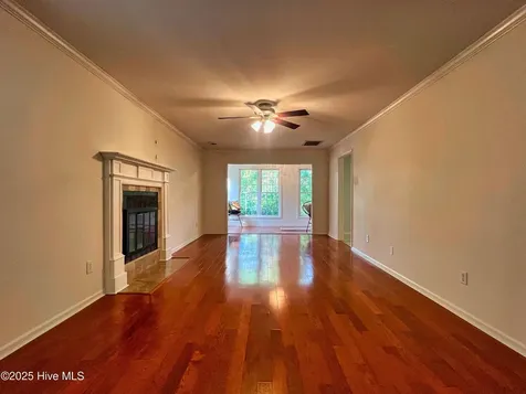 318 Buccaneer Road Wilmington NC 28409