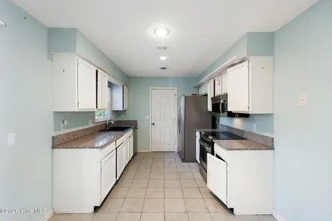 318 Buccaneer Road Wilmington NC 28409