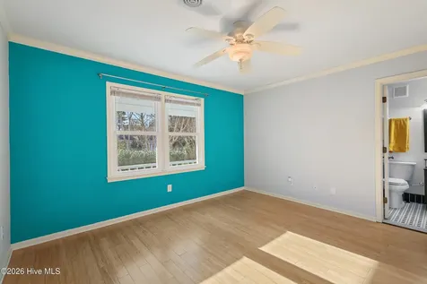 318 Buccaneer Road Wilmington NC 28409
