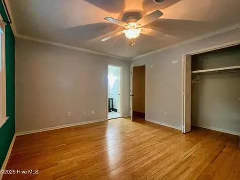 318 Buccaneer Road Wilmington NC 28409