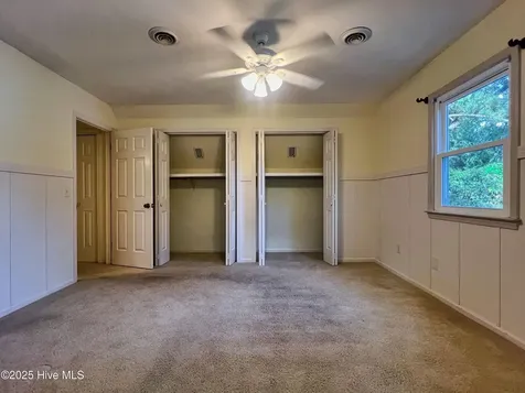 318 Buccaneer Road Wilmington NC 28409