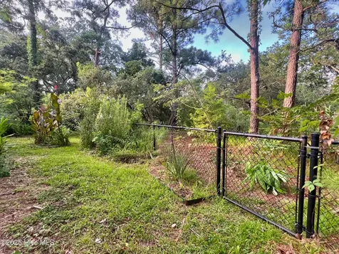 318 Buccaneer Road Wilmington NC 28409