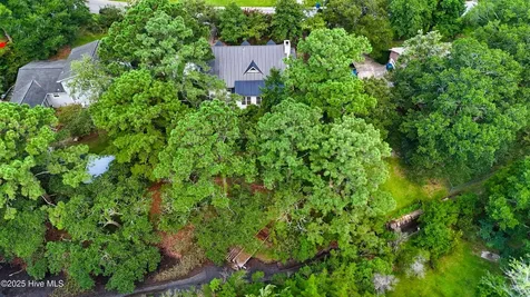 318 Buccaneer Road Wilmington NC 28409