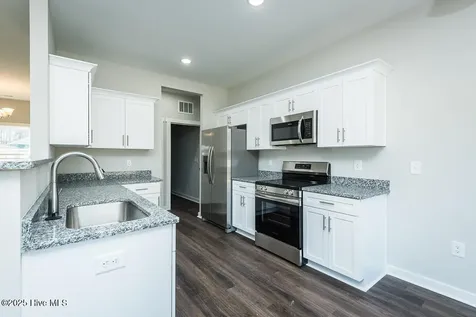 109 Chester Place Pikeville NC 27863