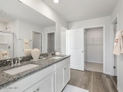 249 Red Vineyard Way Jacksonville NC 28546