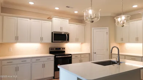 356 Hardison Road Holly Ridge NC 28445