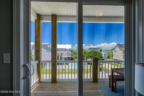 128 Sea Gull Lane North Topsail Beach NC 28460