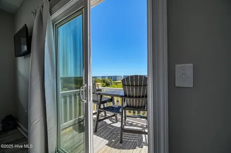 128 Sea Gull Lane North Topsail Beach NC 28460