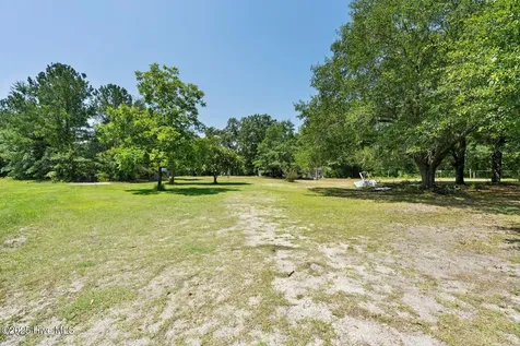 364 Murray Turner Farm Road Burgaw NC 28425