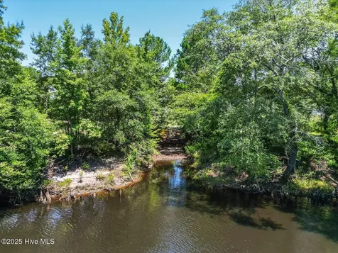 364 Murray Turner Farm Road Burgaw NC 28425
