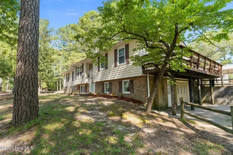 255 Sarason Place Vass NC 28394