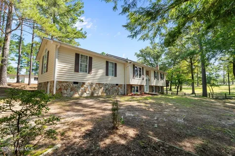 255 Sarason Place Vass NC 28394