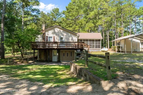 255 Sarason Place Vass NC 28394