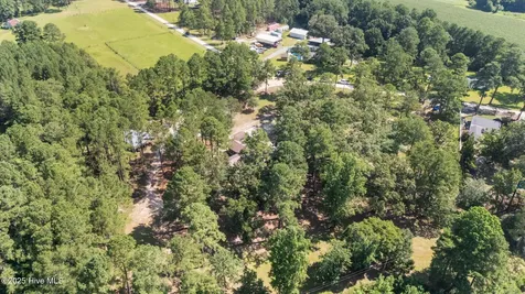255 Sarason Place Vass NC 28394