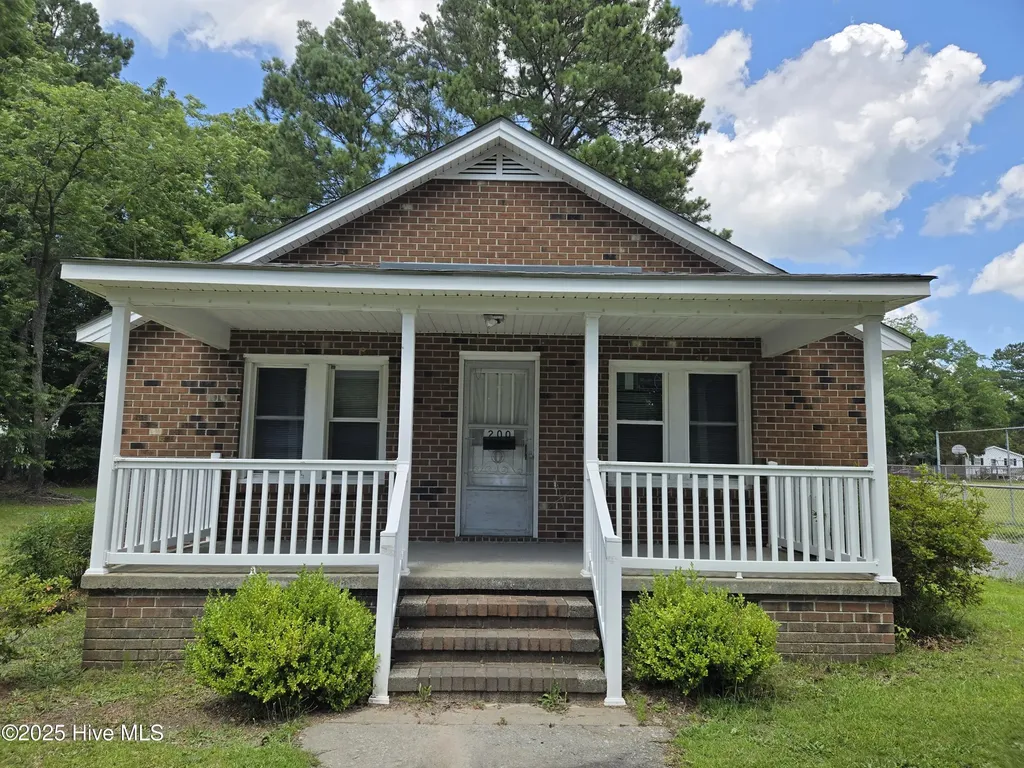 200 Martin Street Williamston NC 27892