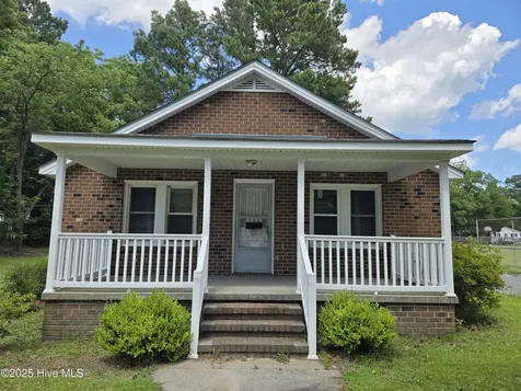 200 Martin Street Williamston NC 27892