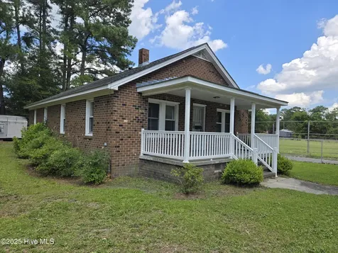 200 Martin Street Williamston NC 27892