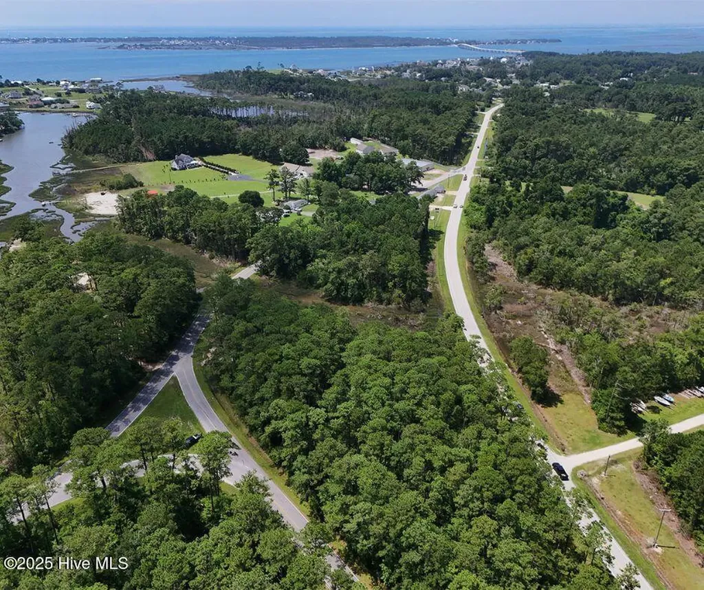 0 Straits Cut-off Road Beaufort NC 28516