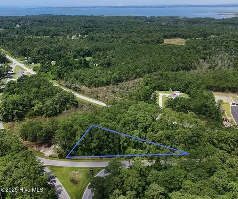 0 Straits Cut-off Road Beaufort NC 28516